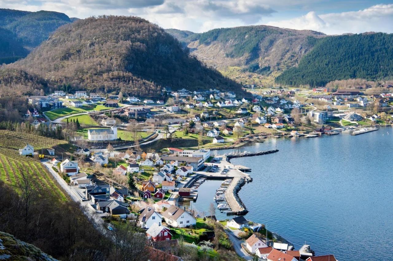 Puntsnes Apartmen Hjelmeland Exterior photo